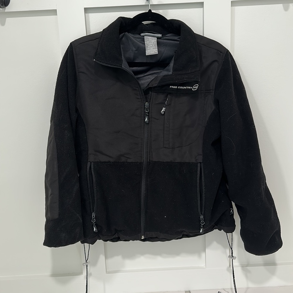 Free Country women’s fleece jacket.  SZ L.